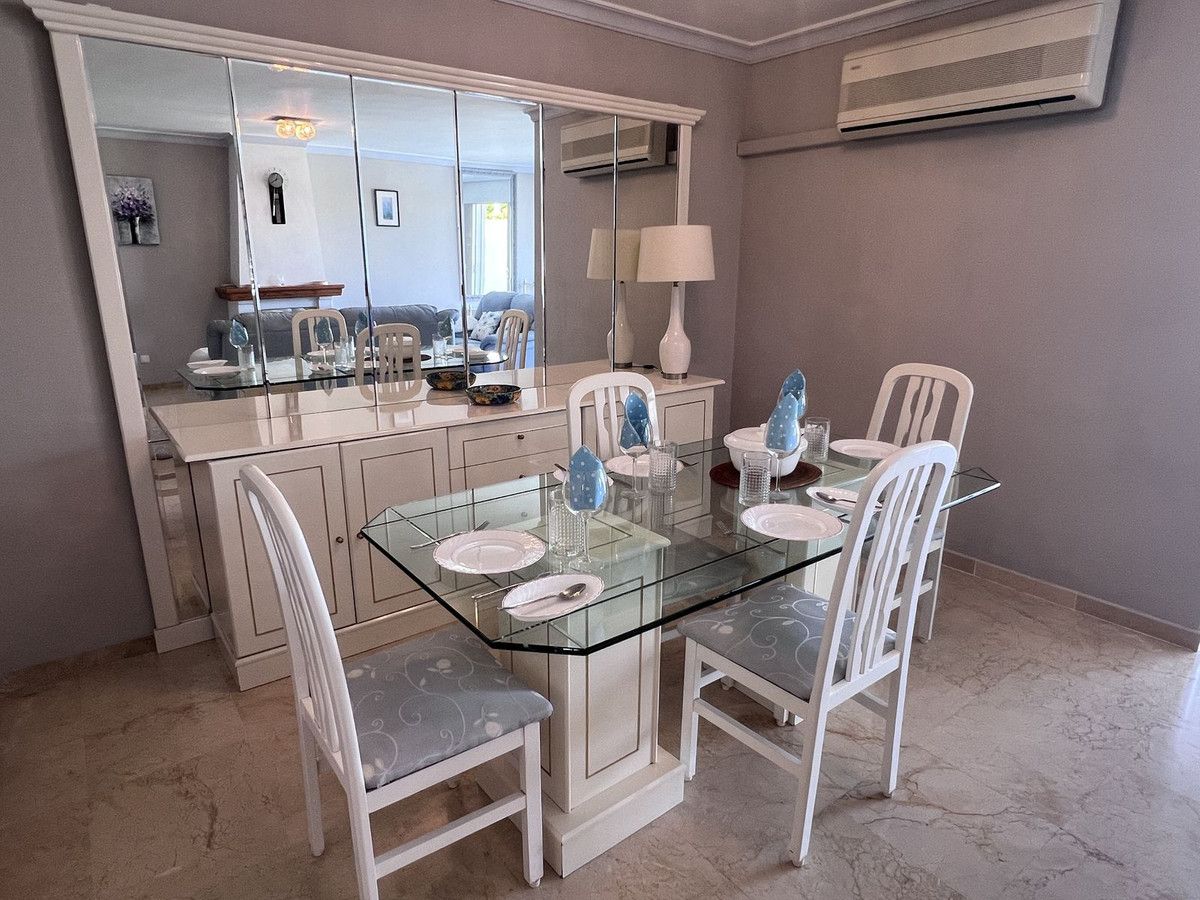 Townhouse in El Paraiso, El Paraiso, 5/12
