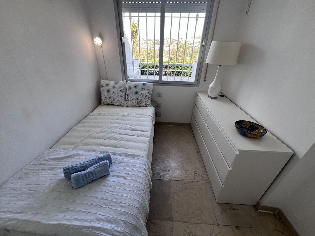 Townhouse in El Paraiso, El Paraiso, 8/12