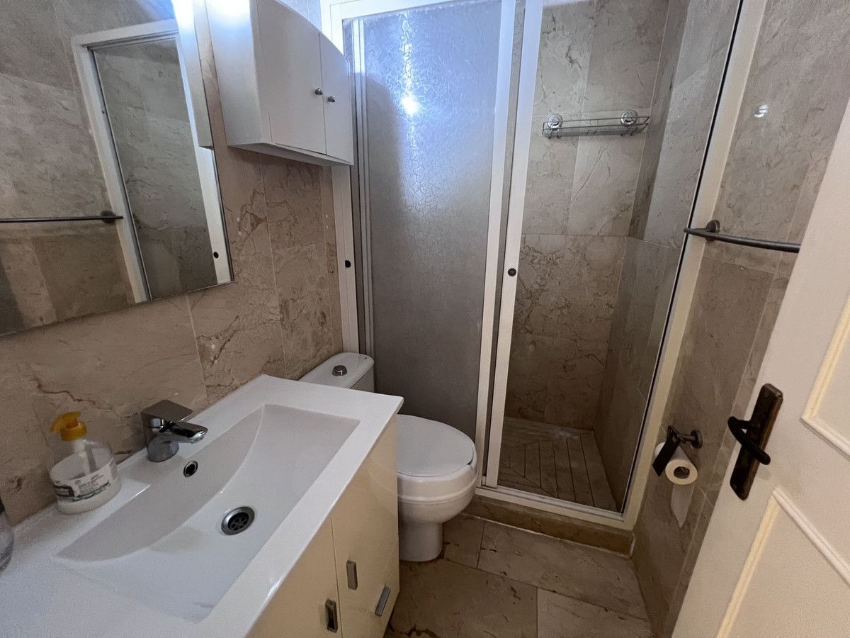Townhouse in El Paraiso, El Paraiso, 9/12