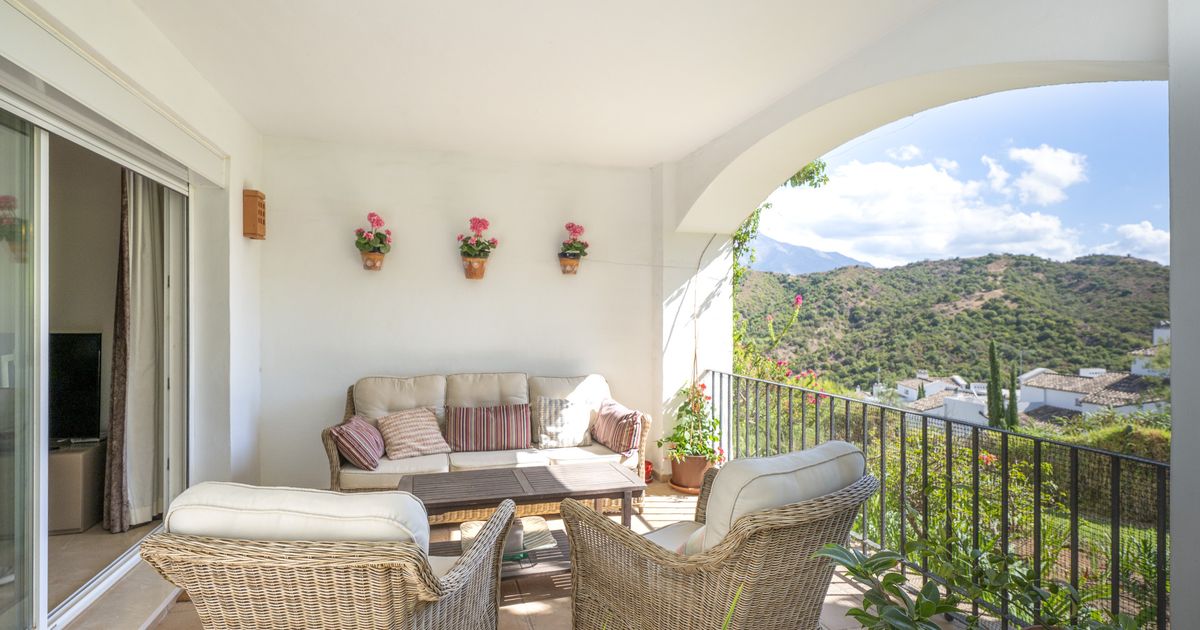 Ground Floor Apartment in Benahavis, Altos de La Quinta, Benahavis, 2/12