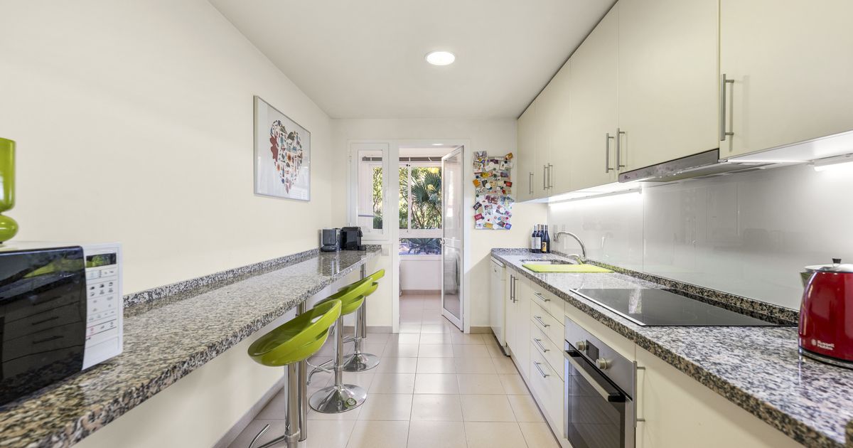 Ground Floor Apartment in Benahavis, Altos de La Quinta, Benahavis, 11/12