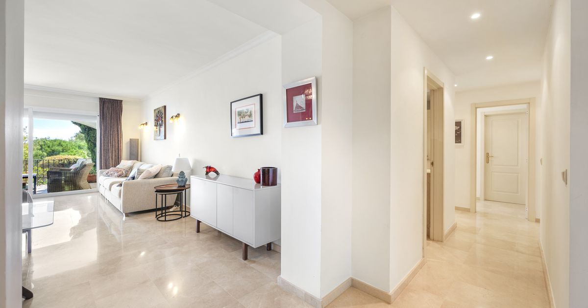 Ground Floor Apartment in Benahavis, Altos de La Quinta, Benahavis, 10/12