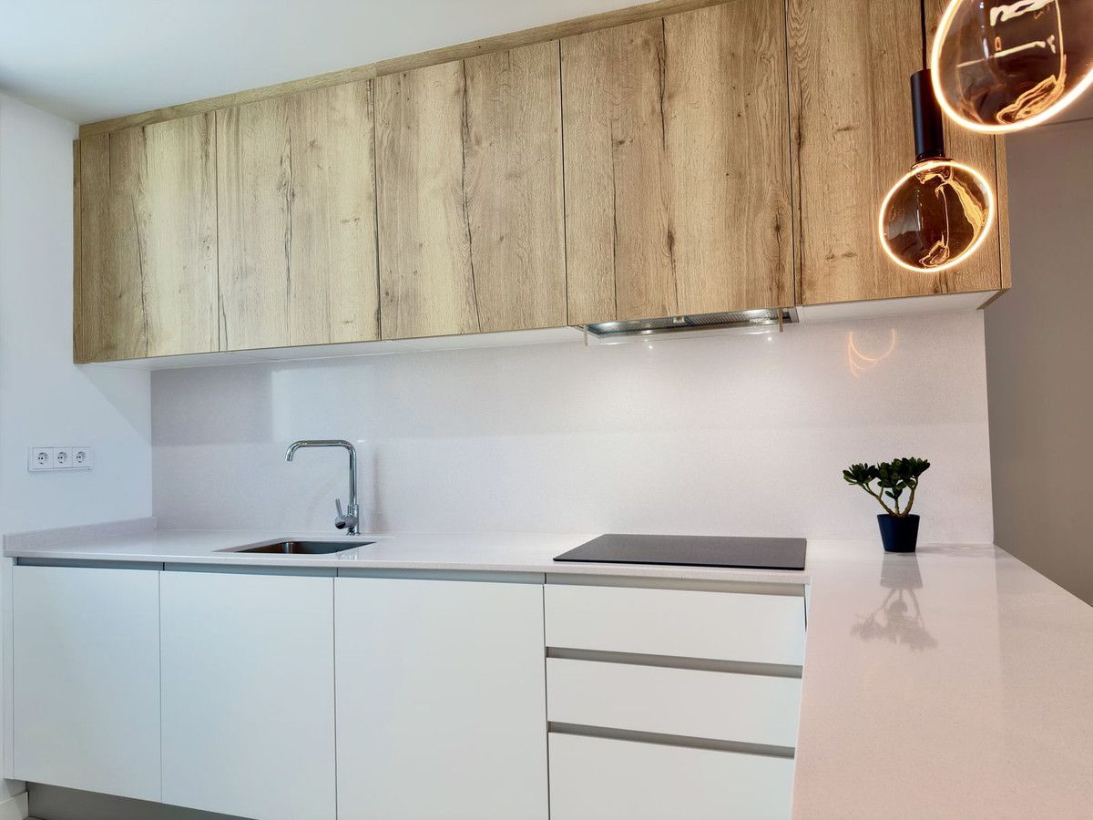 Middle Floor Apartment in Estepona, Estepona, 12/12