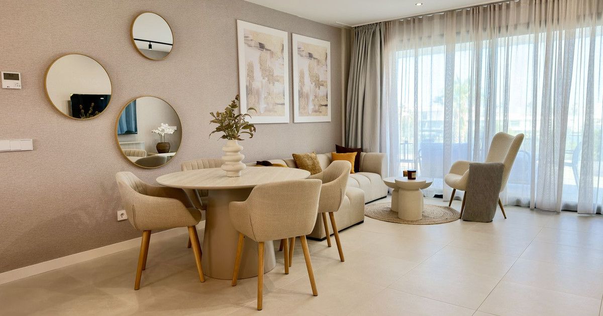 Middle Floor Apartment in Estepona, Estepona, 8/12