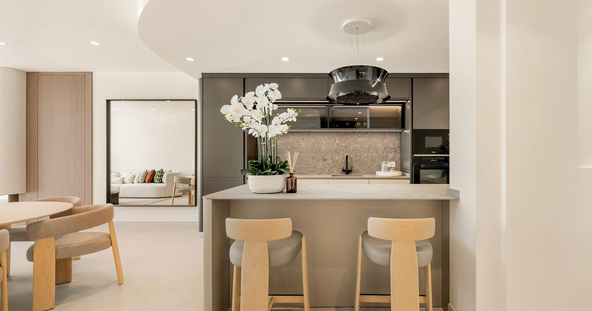 Penthouse in Estepona, Bahía del Velerín, Estepona, 8/12