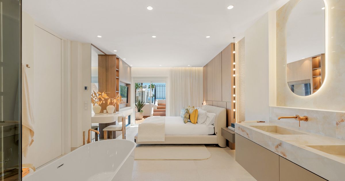 Penthouse in Estepona, Bahía del Velerín, Estepona, 9/12