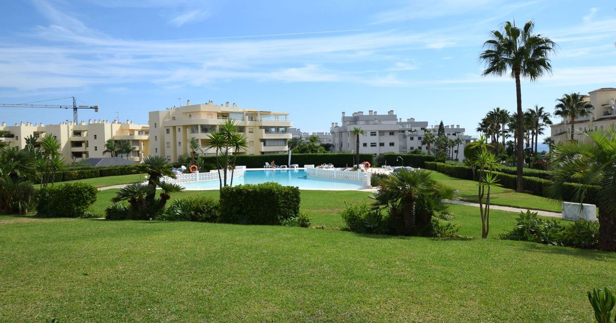 Апартаменты на нижнем этаже в Mijas Costa, Mijas Costa, 12/12