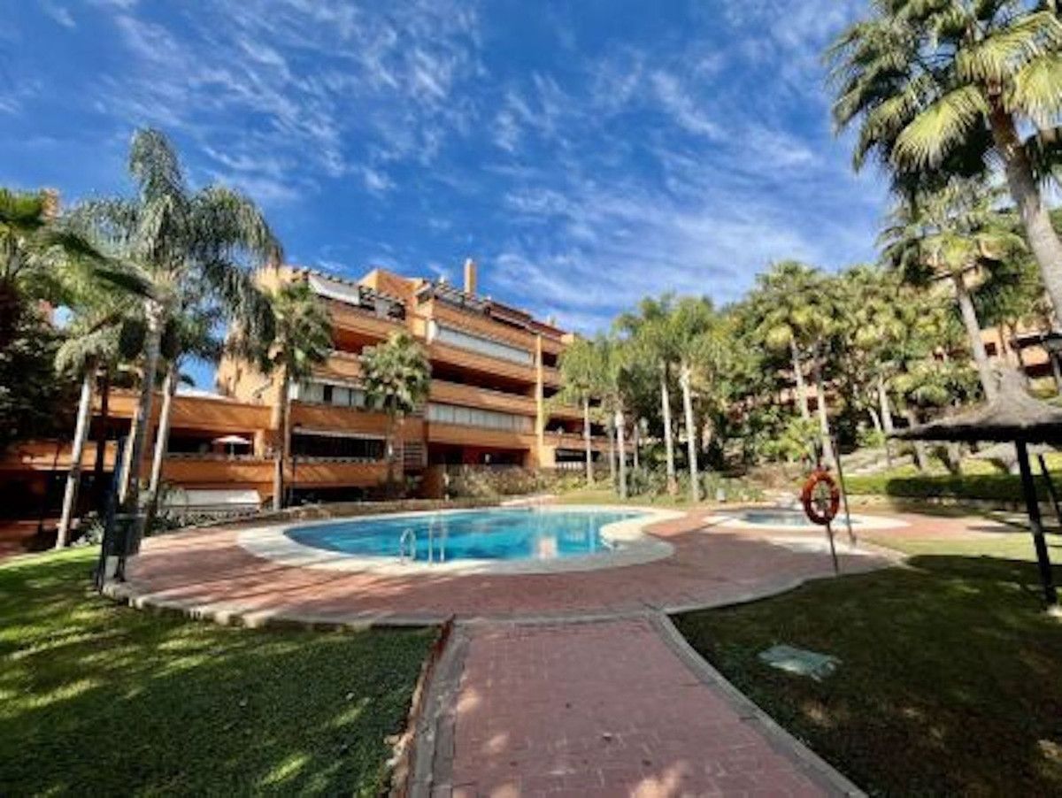 Appartement en étage moyen dans The Golden Mile, The Golden Mile, 1/12