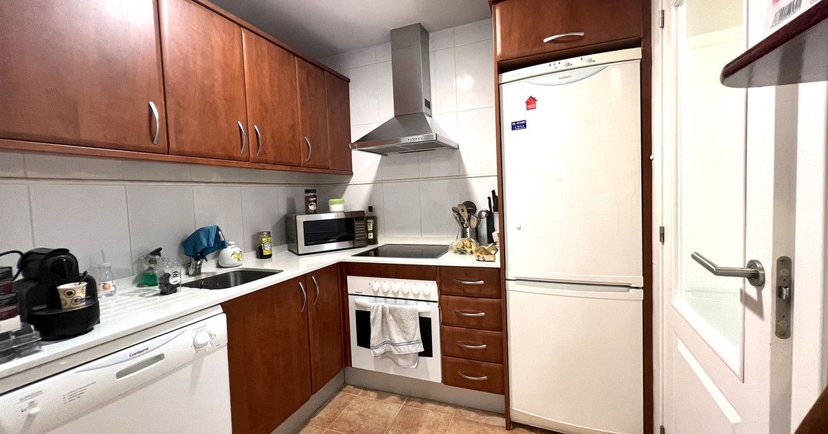 Appartement en étage moyen dans The Golden Mile, The Golden Mile, 2/12