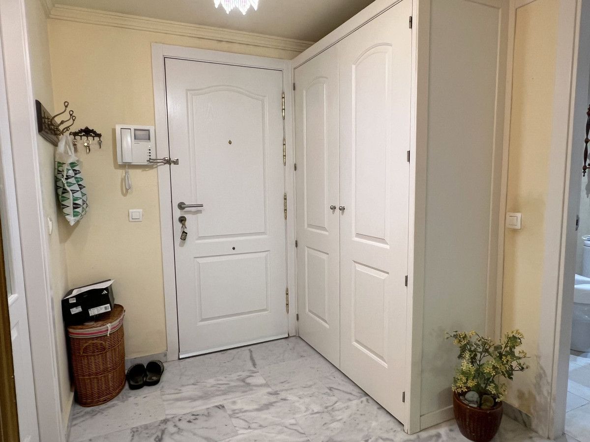 Appartement en étage moyen dans The Golden Mile, The Golden Mile, 11/12