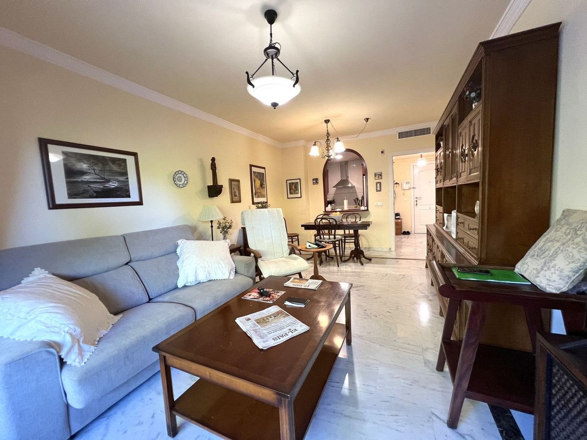 Appartement en étage moyen dans The Golden Mile, The Golden Mile, 4/12