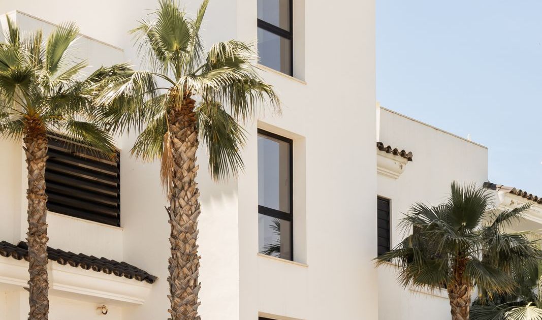Ground Floor Apartment in Estepona, Estepona, 4/12