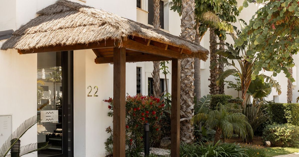 Ground Floor Apartment in Estepona, Estepona, 5/12