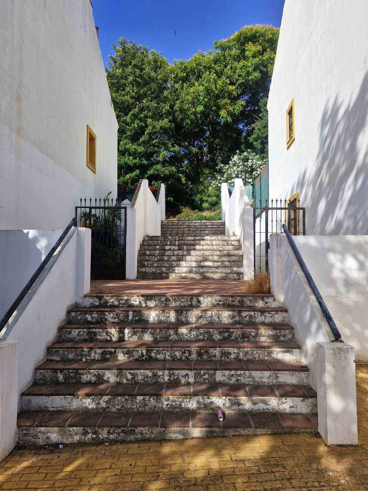 Radhus i Estepona, Estepona, 7/12