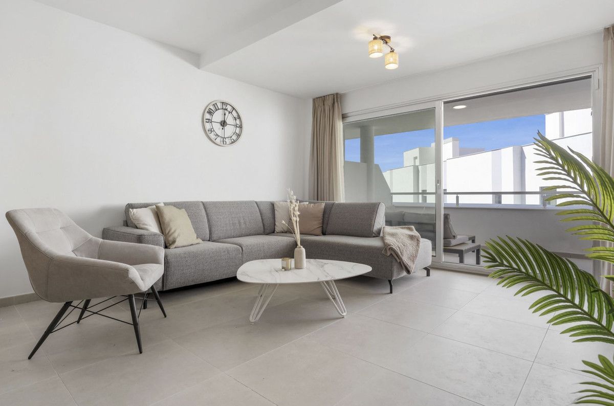Middle Floor Apartment in Cancelada, Cancelada, 4/12