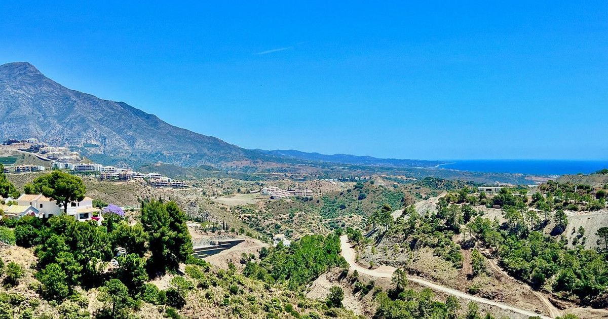 Residential Plot in El Madroñal, El Madroñal, 3/12