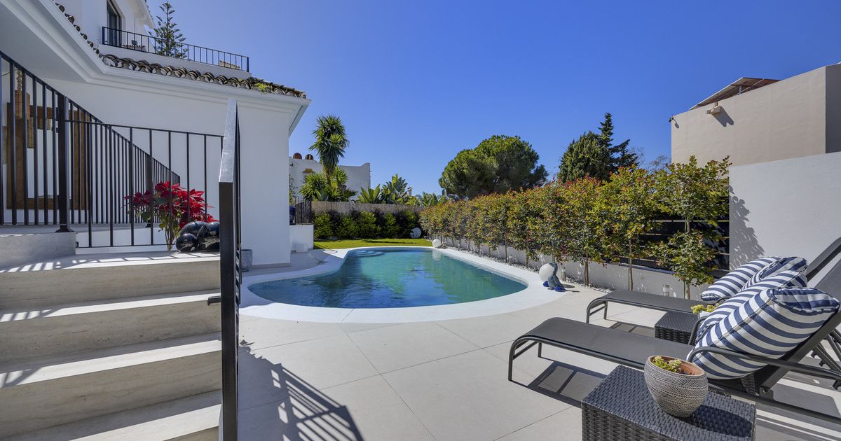 Vrijstaande Villa in Guadalmina Alta, Guadalmina Alta, 3/12
