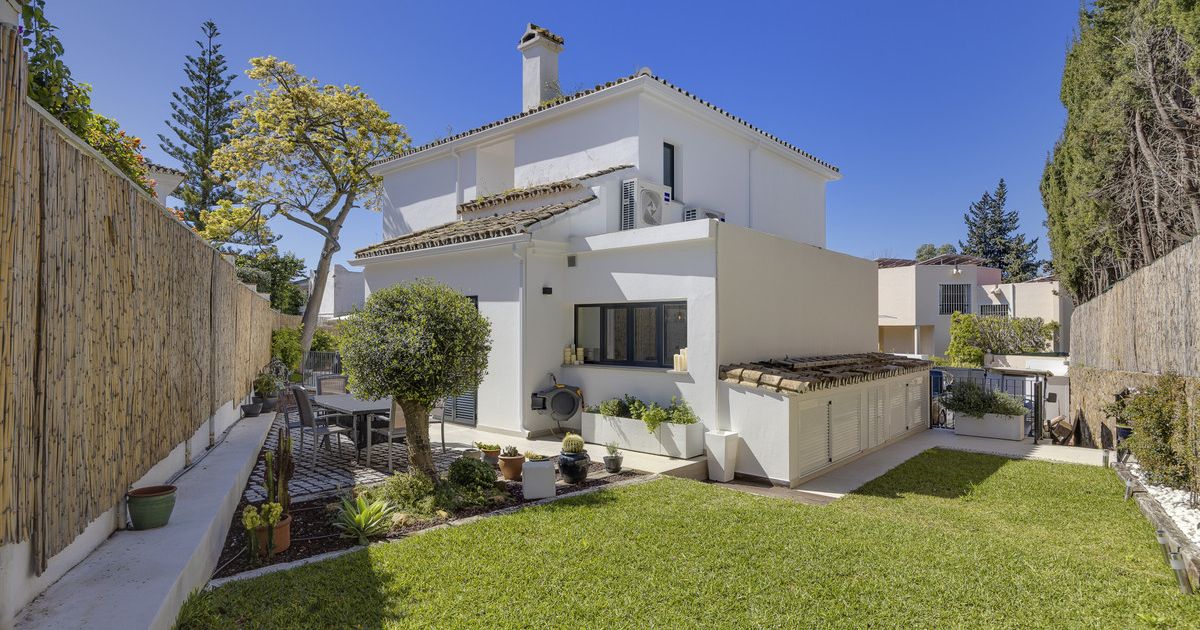 Vrijstaande Villa in Guadalmina Alta, Guadalmina Alta, 9/12