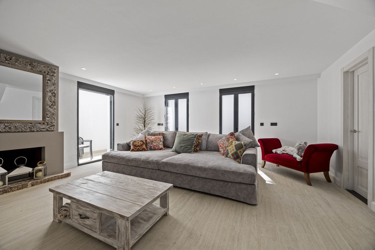 Vrijstaande Villa in Guadalmina Alta, Guadalmina Alta, 10/12