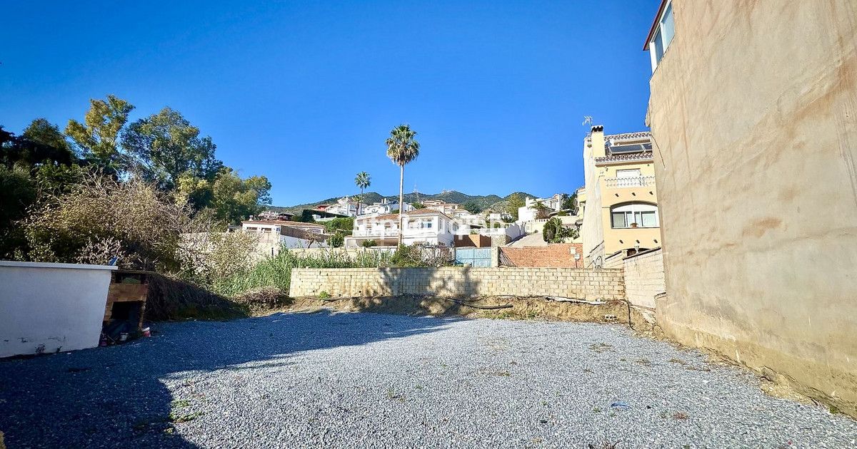 Residential Plot in Benalmadena Pueblo, Benalmadena Pueblo, 2/12