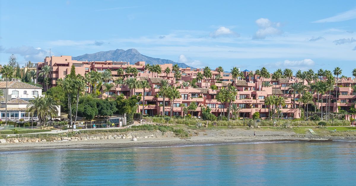 Apartment in Estepona, Beach Side New Golden Mile, Estepona, 1/12