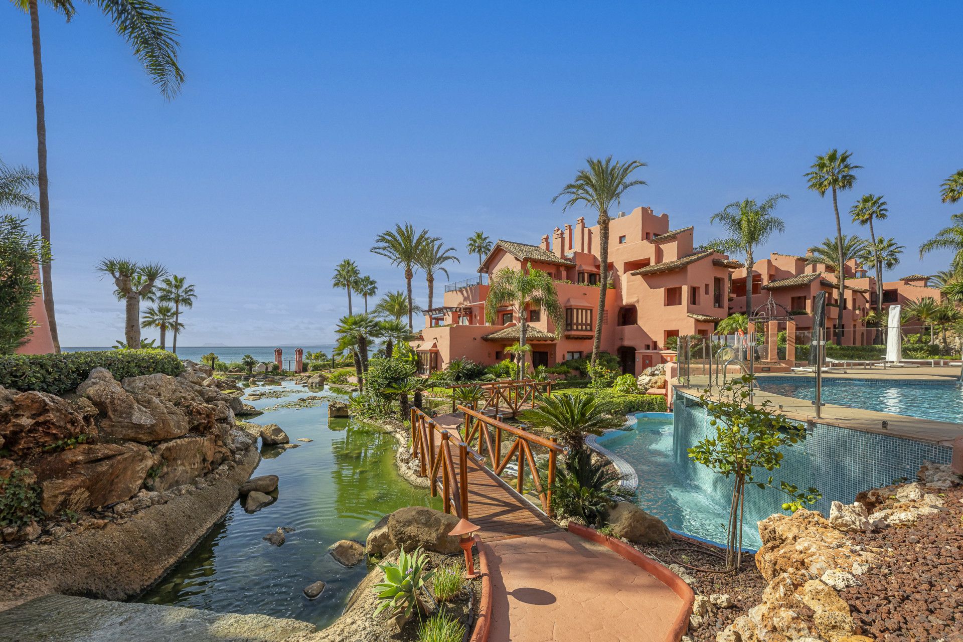 Apartment in Estepona, Beach Side New Golden Mile, Estepona, 5/12