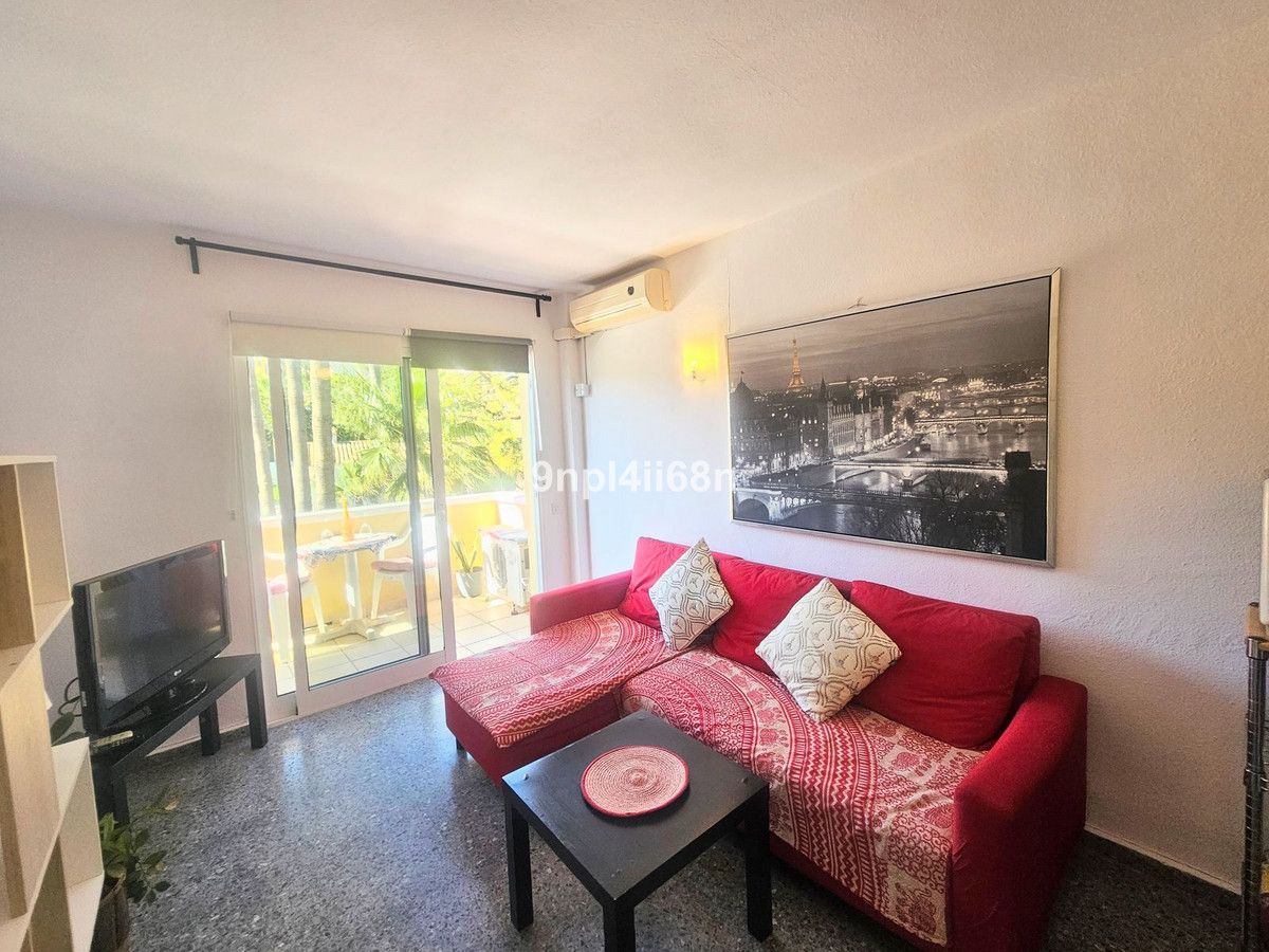 Middle Floor Apartment in Artola, Artola, 3/12
