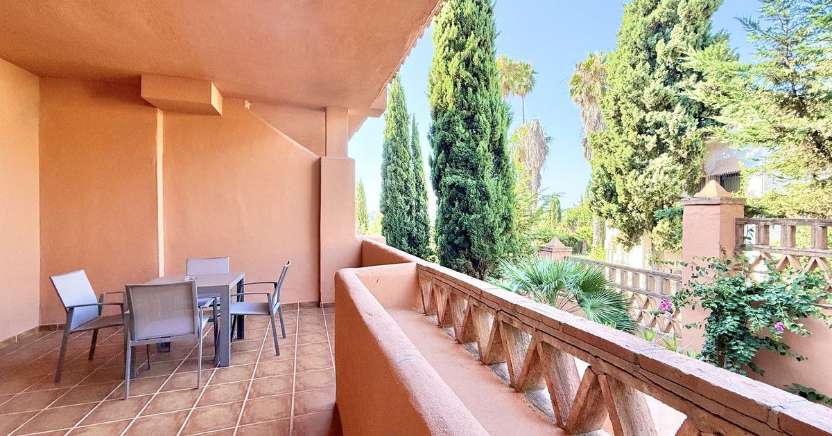 Ground Floor Apartment in Benahavís, Benahavís, 11/12