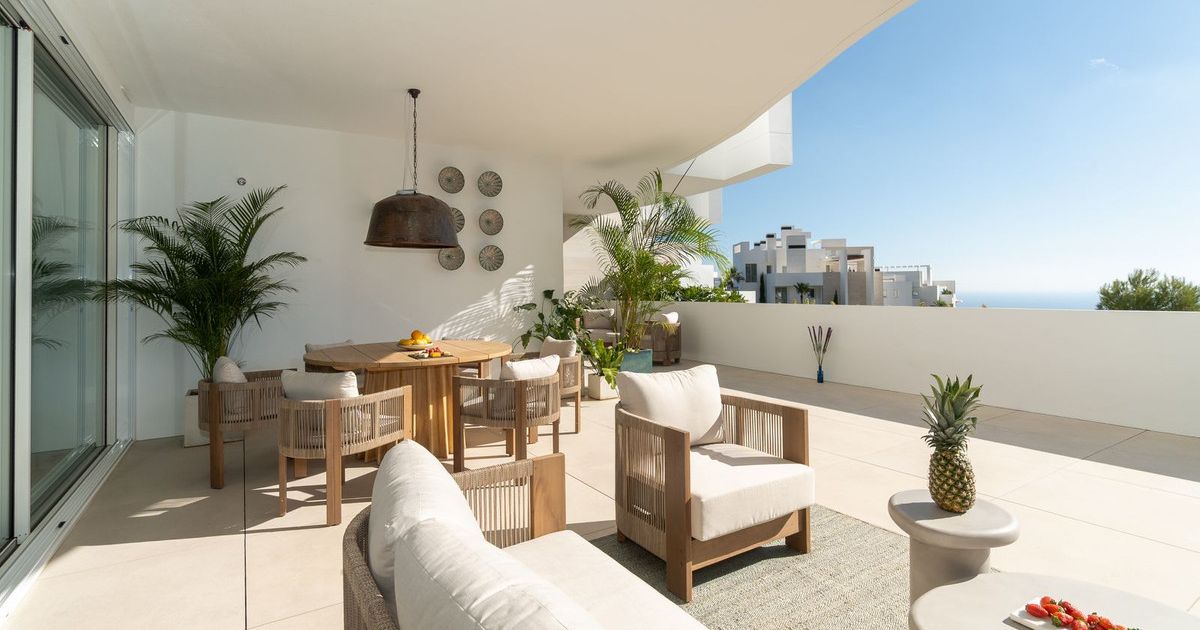 Middle Floor Apartment in Ojén, Ojén, 2/12
