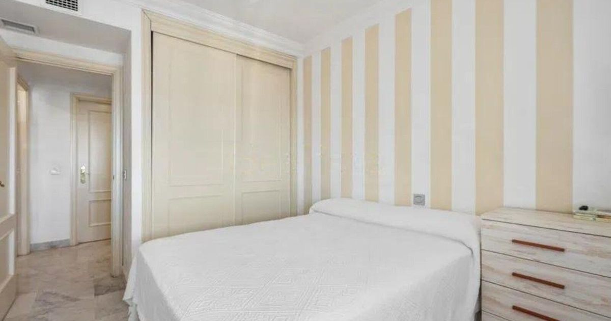 Mittelgeschoss-Wohnung in Puerto Banús, Puerto Banús, 7/12