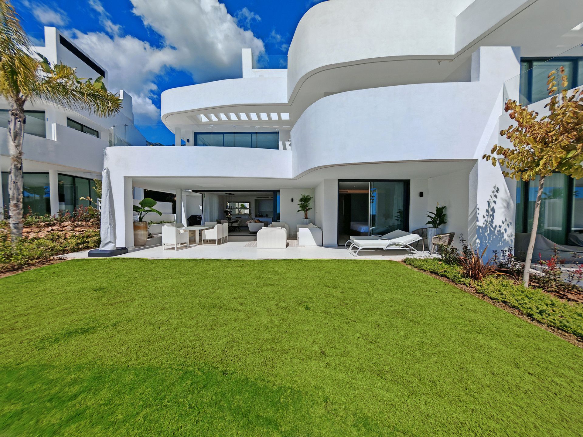 Gelijkvloers appartement in Marbella, Marbella, 1/12
