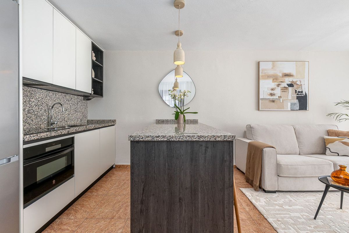 Penthouse in La Duquesa, La Duquesa, 12/12