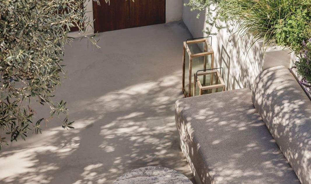 Geschakelde Woning in Nueva Andalucía, Nueva Andalucía, 7/12