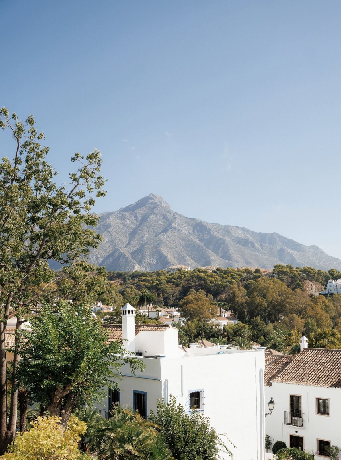 Geschakelde Woning in Nueva Andalucía, Nueva Andalucía, 9/12