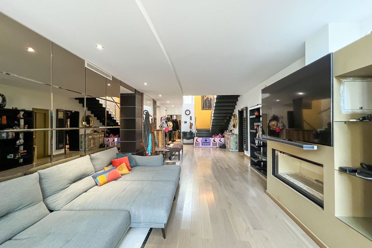 Halfvrijstaande woning in Sierra Blanca, Sierra Blanca, 11/12
