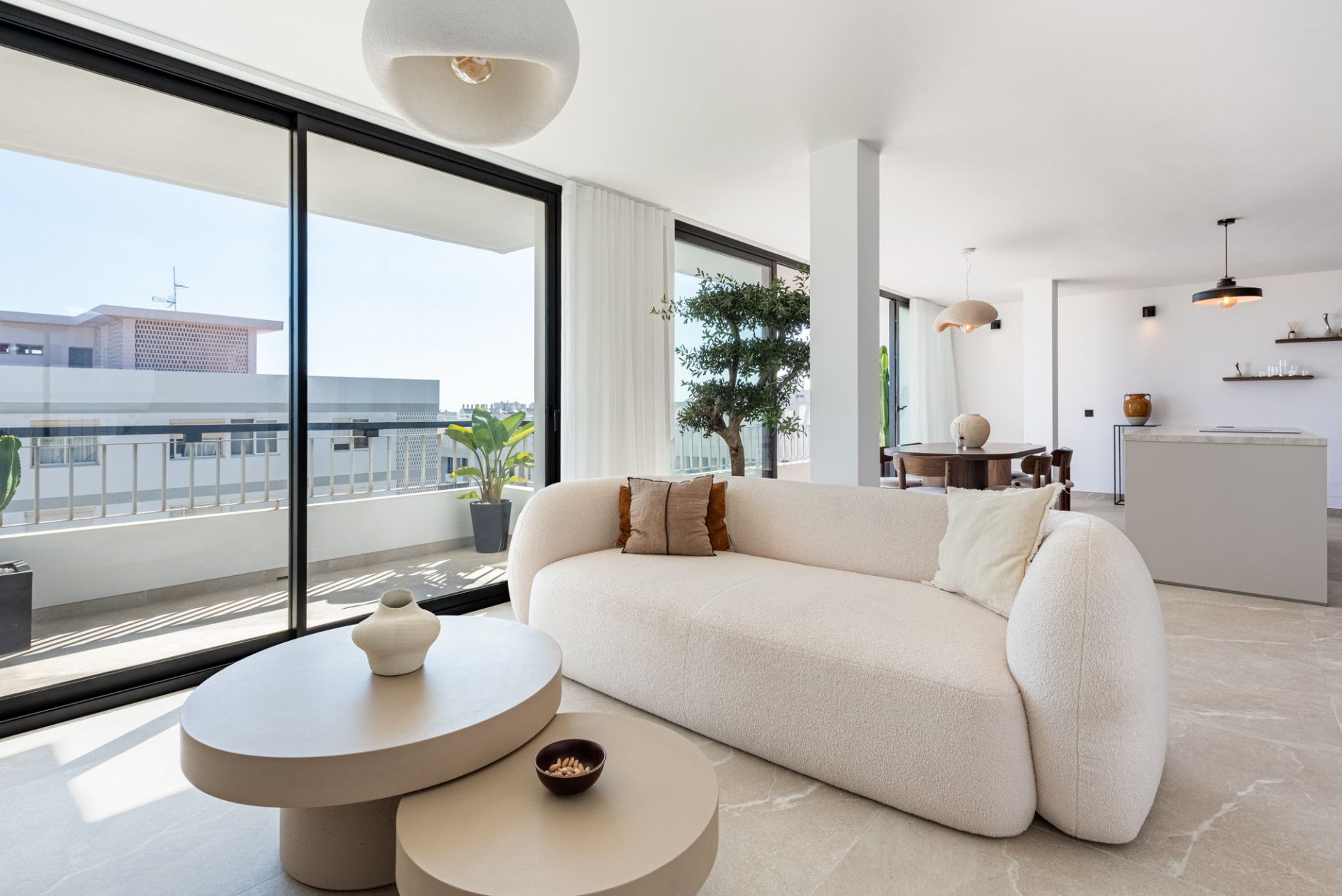 Penthouse in Marbella, Playa de la Fontanilla, Marbella, 5/12