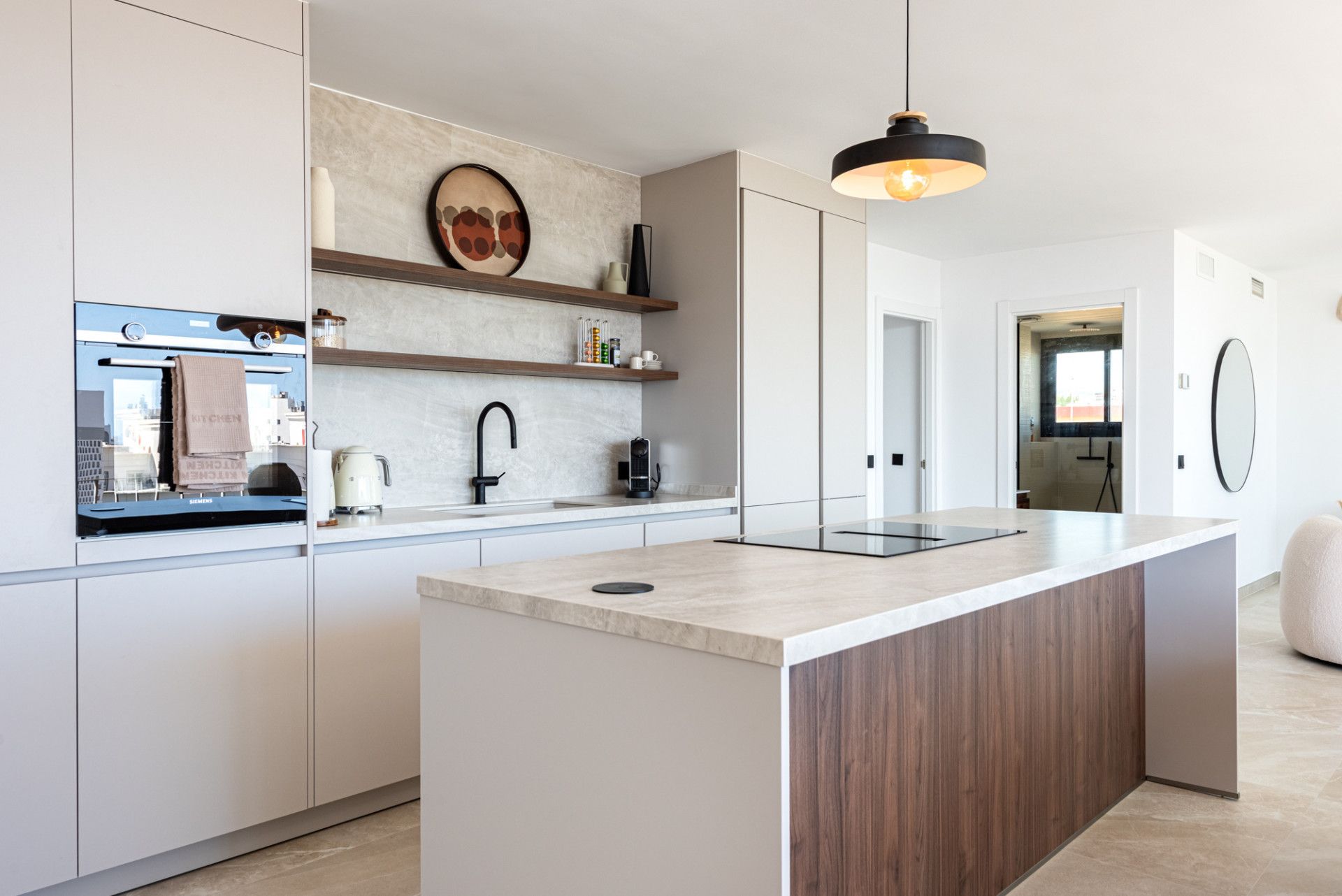 Penthouse in Marbella, Playa de la Fontanilla, Marbella, 7/12