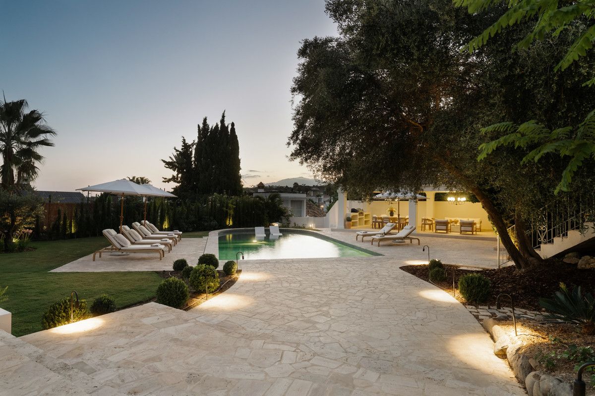 Detached Villa in Nueva Andalucía, Nueva Andalucía, 9/12