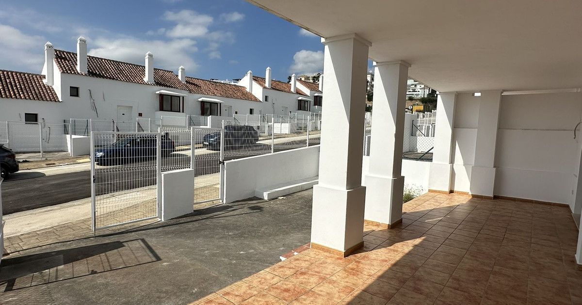 Stadthaus in Doña Julia, Doña Julia, 7/12
