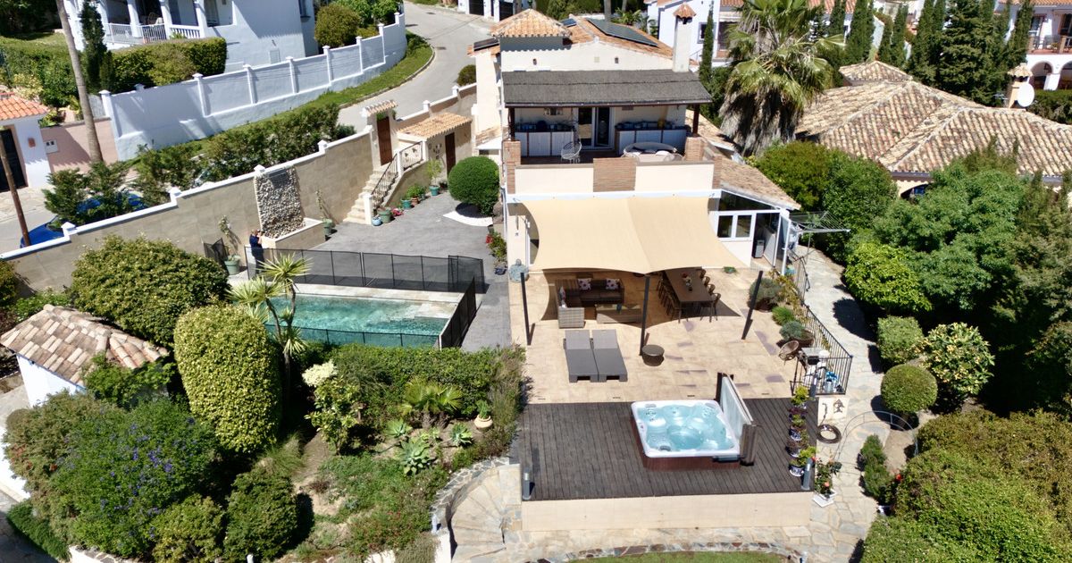 Отдельно стоящая вилла в Estepona, Estepona, 3/12