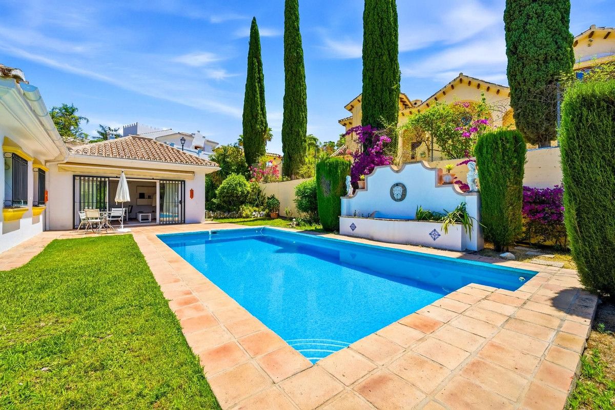 Villa individuelle à Benahavís, Benahavís, 9/12