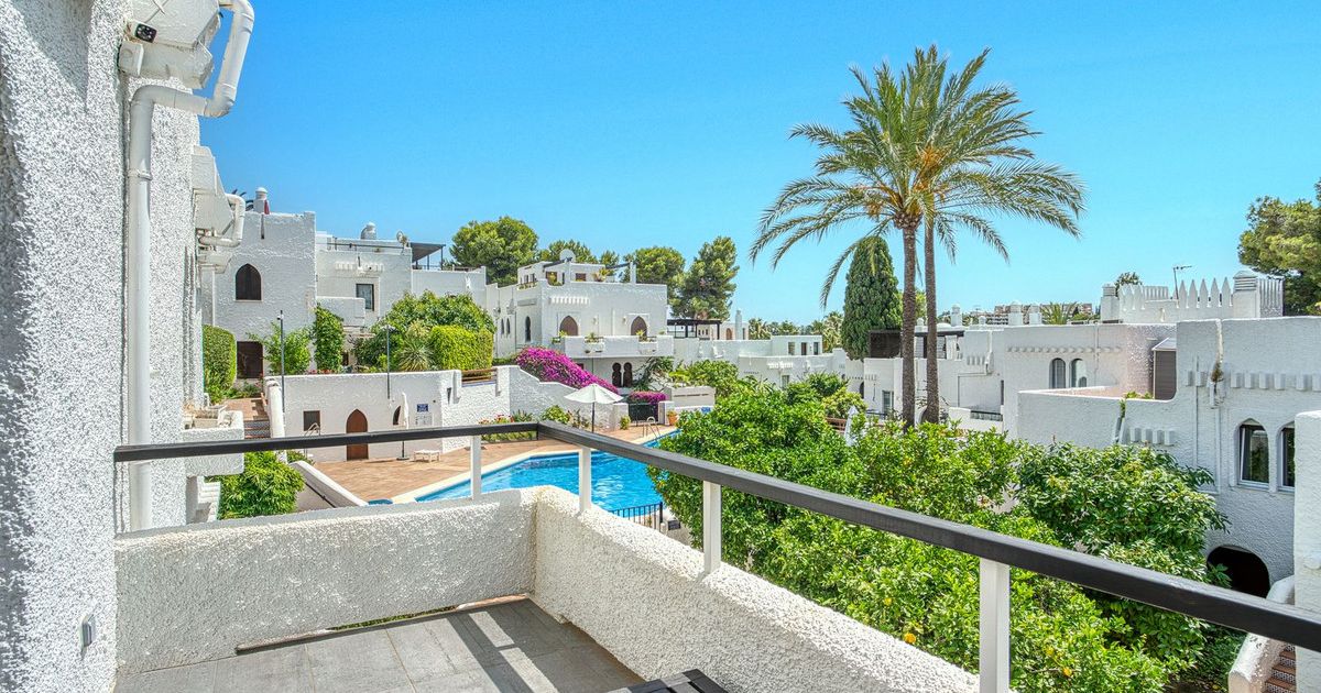 Townhouse in Nueva Andalucía, Nueva Andalucía, 5/12