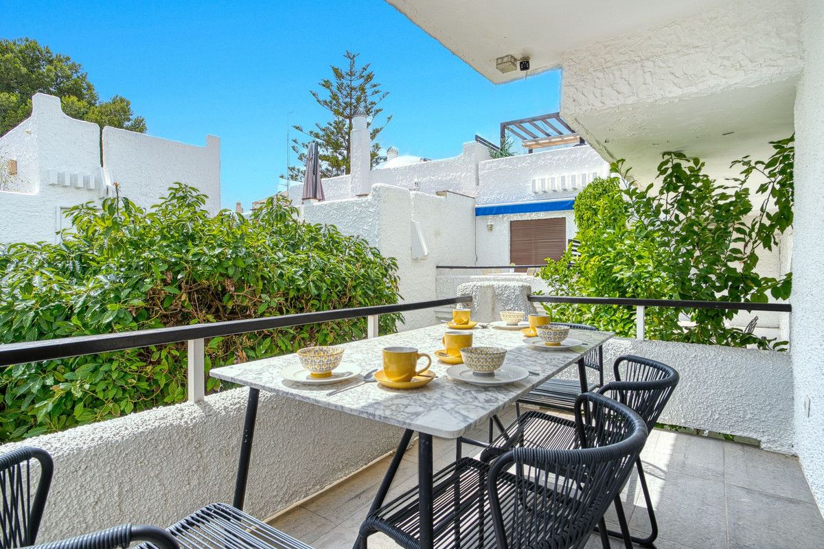 Townhouse in Nueva Andalucía, Nueva Andalucía, 8/12