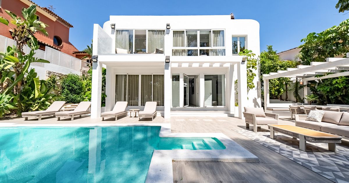 Freistehende Villa in Nueva Andalucía, Nueva Andalucía, 1/12