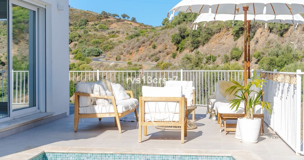 Detached Villa in El Rosario, El Rosario, 11/12