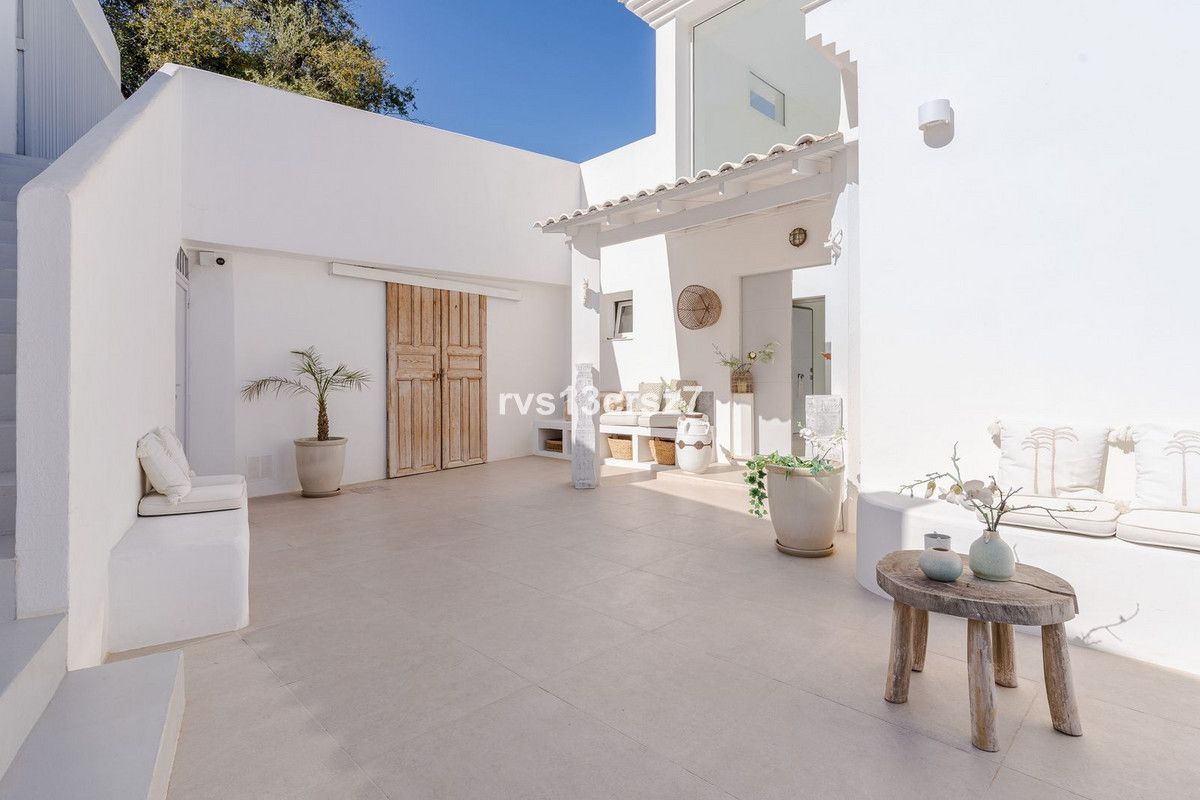 Detached Villa in El Rosario, El Rosario, 4/12