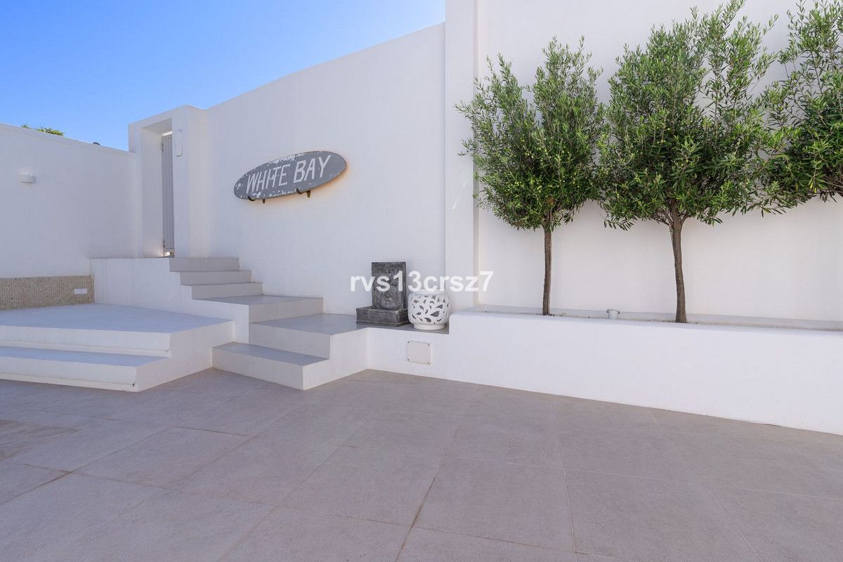 Detached Villa in El Rosario, El Rosario, 8/12