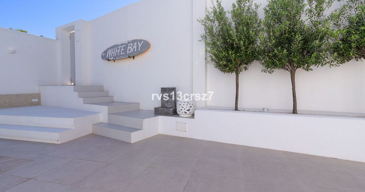 Detached Villa in El Rosario, El Rosario, 8/12