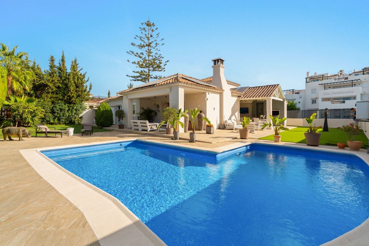 Villa Independiente en Estepona, Estepona, 1/12