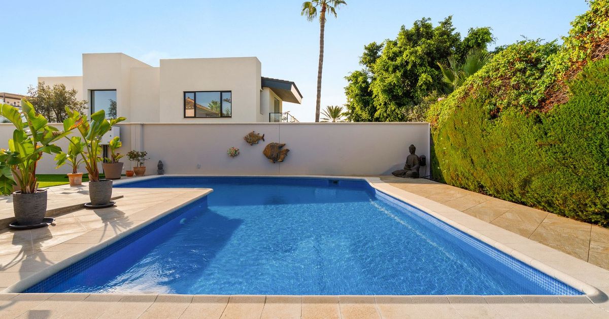 Villa Independiente en Estepona, Estepona, 5/12